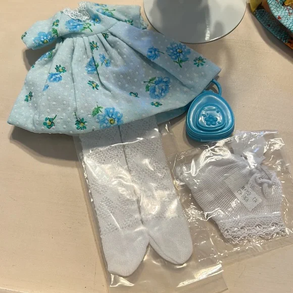 Madeline & Friends Bundle Madeline 8β Doll Assortment of Hand Sewn Outfits Plus - Picture 4 of 10